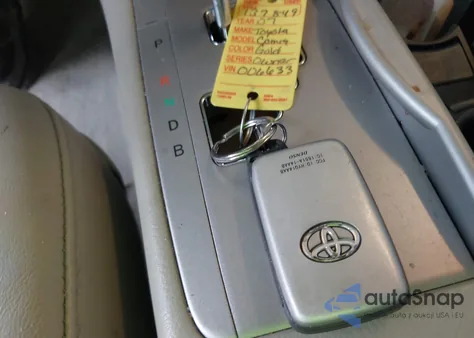 2007 Toyota Camry Hybrid z USA, uszkodzony, nr VIN 4T1BB46KX7U006633